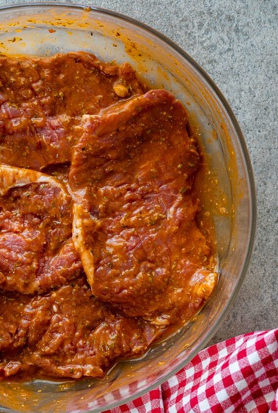 Easy Portuguese prego rolls