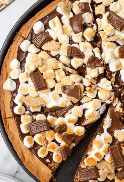 S’mores Dessert Pizza