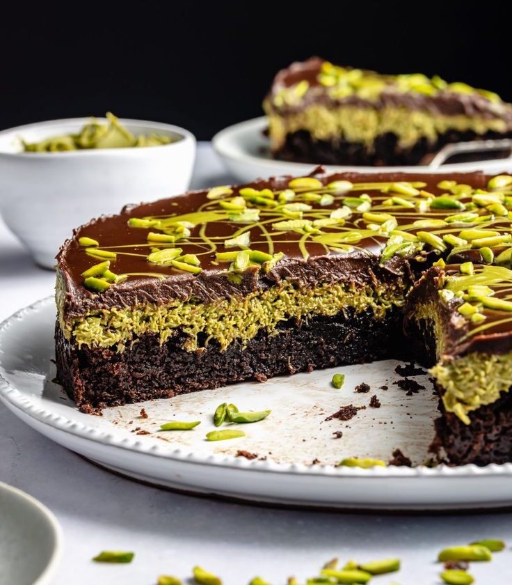 Dubai Chocolate Cake