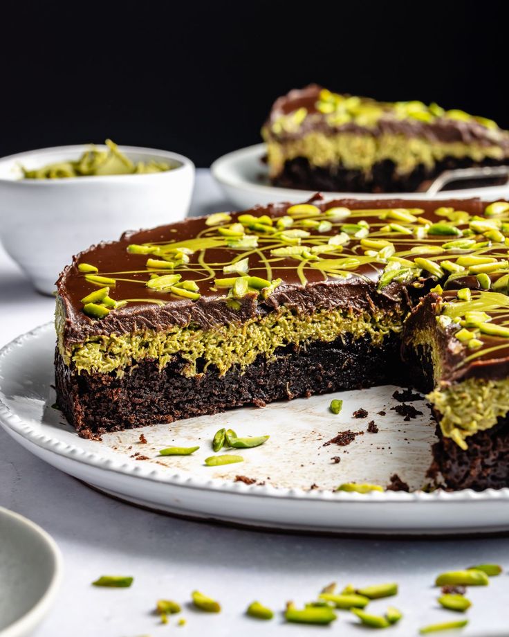 Dubai Chocolate Cake