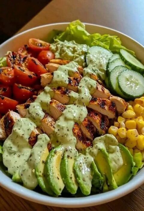 Grilled Chicken & Avocado Salad Bowl