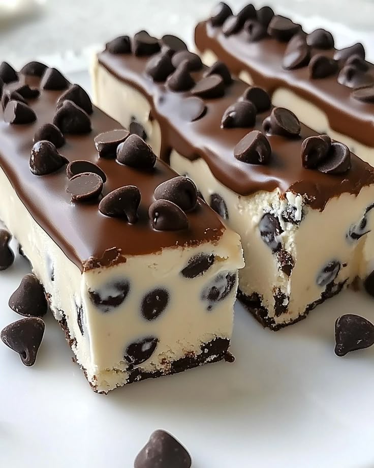 Chocolate Chip Cheesecake Bars 