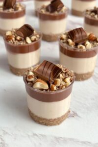 mini Kinder Bueno cheesecakes