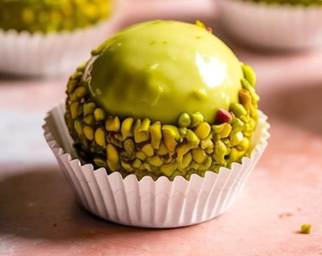 Pistachio Brigadeiro
